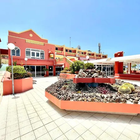 One Bedroom,Pool With Free Internet In Common Areas, Tenerife South Apartment Costa Adeje (Tenerife)