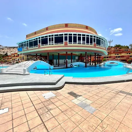 One Bedroom,Pool With Free Internet In Common Areas, Tenerife South Apartment *