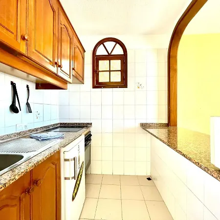 Apartment One Bedroom,Pool With Free Internet In Common Areas, Tenerife South